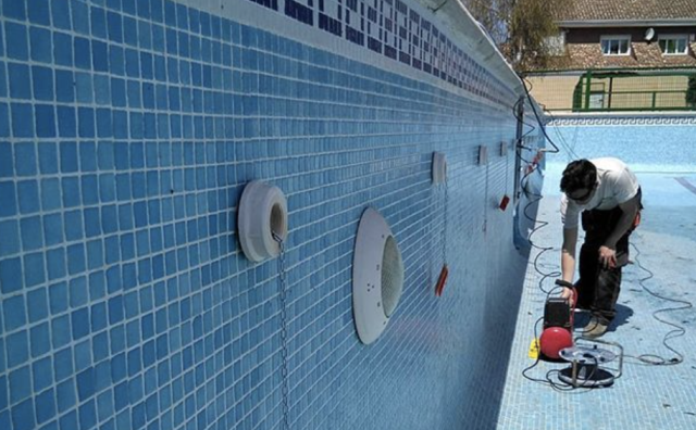 contratar a un fontanero de confianza