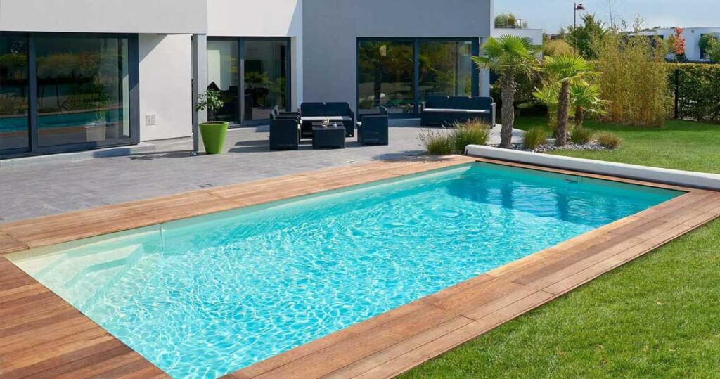 Cómo elegir la mejor empresa construir tu piscina