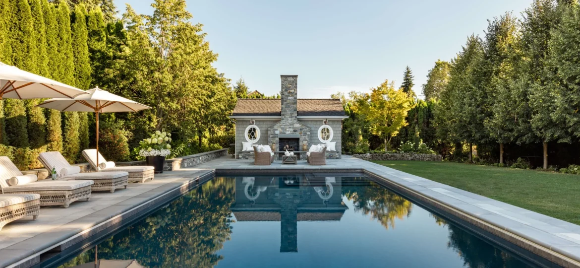 Pasos para construir una piscina desde cero